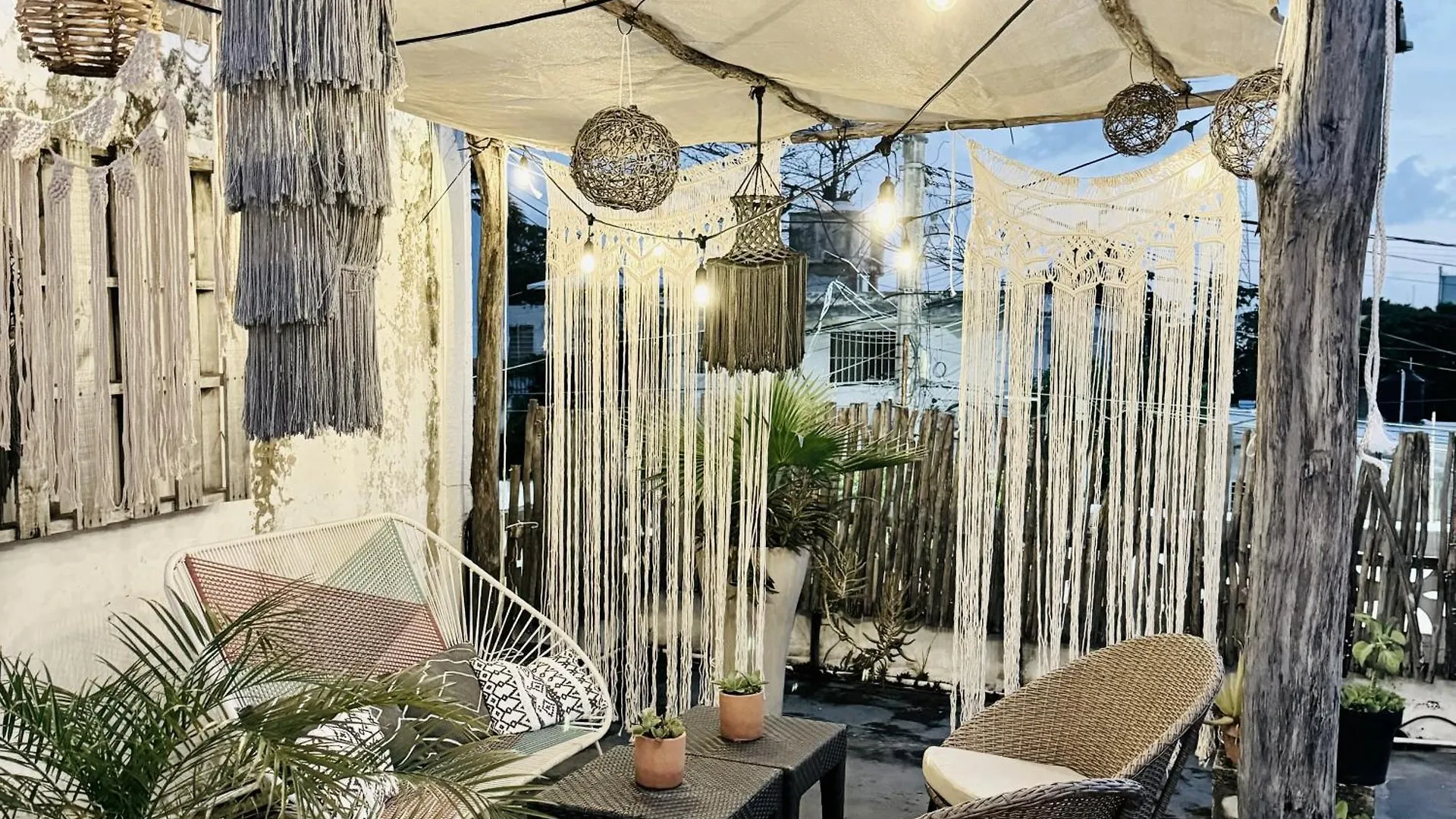 Reno Central Apartments Downtown Κανκούν Μεξικό
